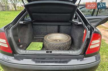 Ліфтбек Skoda Octavia 2008 в  фото 8 Ліфтбек Skoda Octavia 2008 в