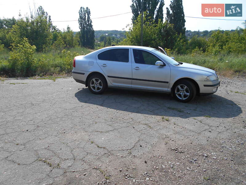 Лифтбек Skoda Octavia 2006 в Кропивницком