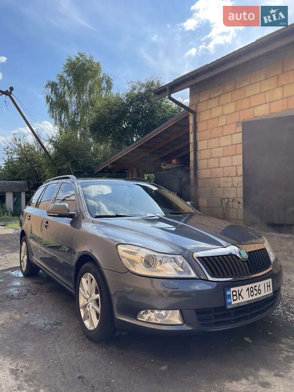 Універсал Skoda Octavia 2008 в Рівному