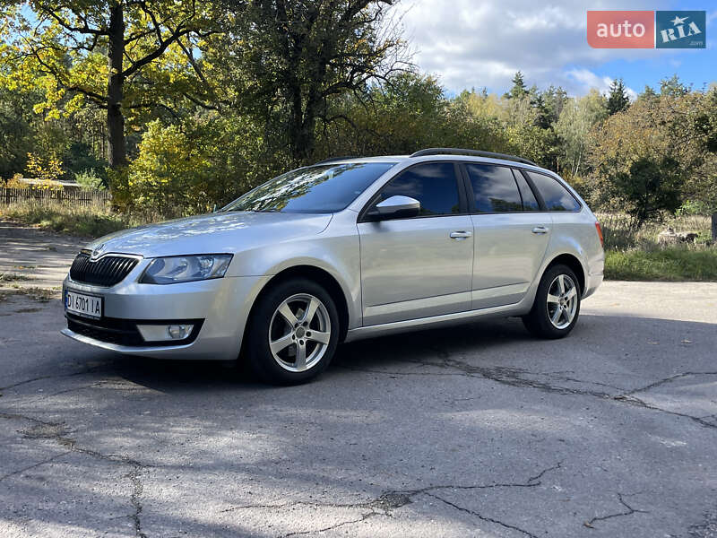 Универсал Skoda Octavia 2013 в Фастове