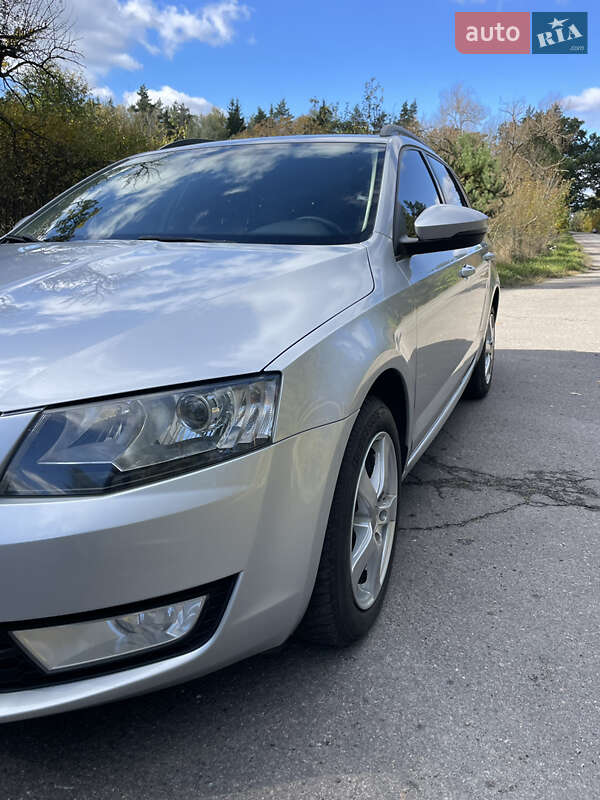 Универсал Skoda Octavia 2013 в Фастове