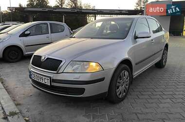 Лифтбек Skoda Octavia 2004 в Чернигове