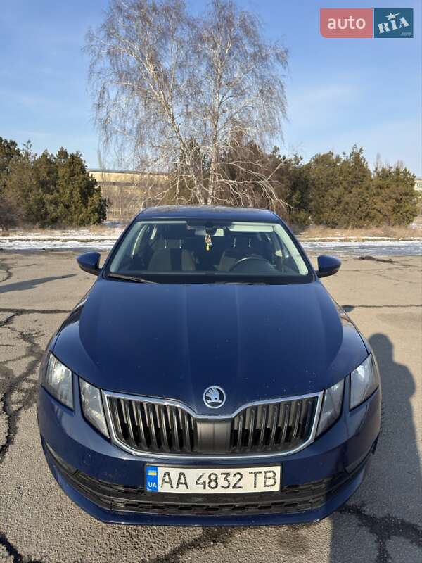 Лифтбек Skoda Octavia 2017 в 