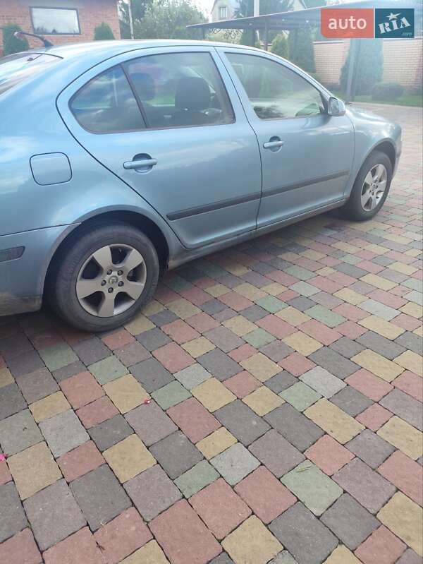 Ліфтбек Skoda Octavia 2009 в Луцьку