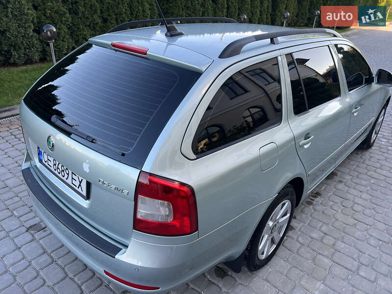 Универсал Skoda Octavia 2012 в Дунаевцах