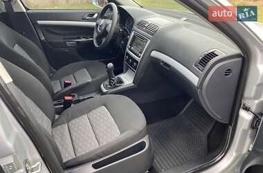 Ліфтбек Skoda Octavia 2010 в 