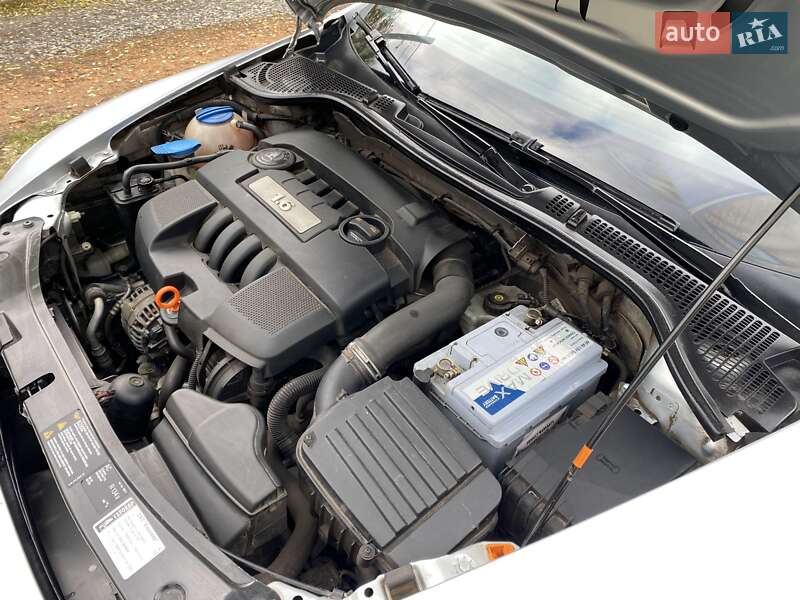 Лифтбек Skoda Octavia 2010 в Ромнах