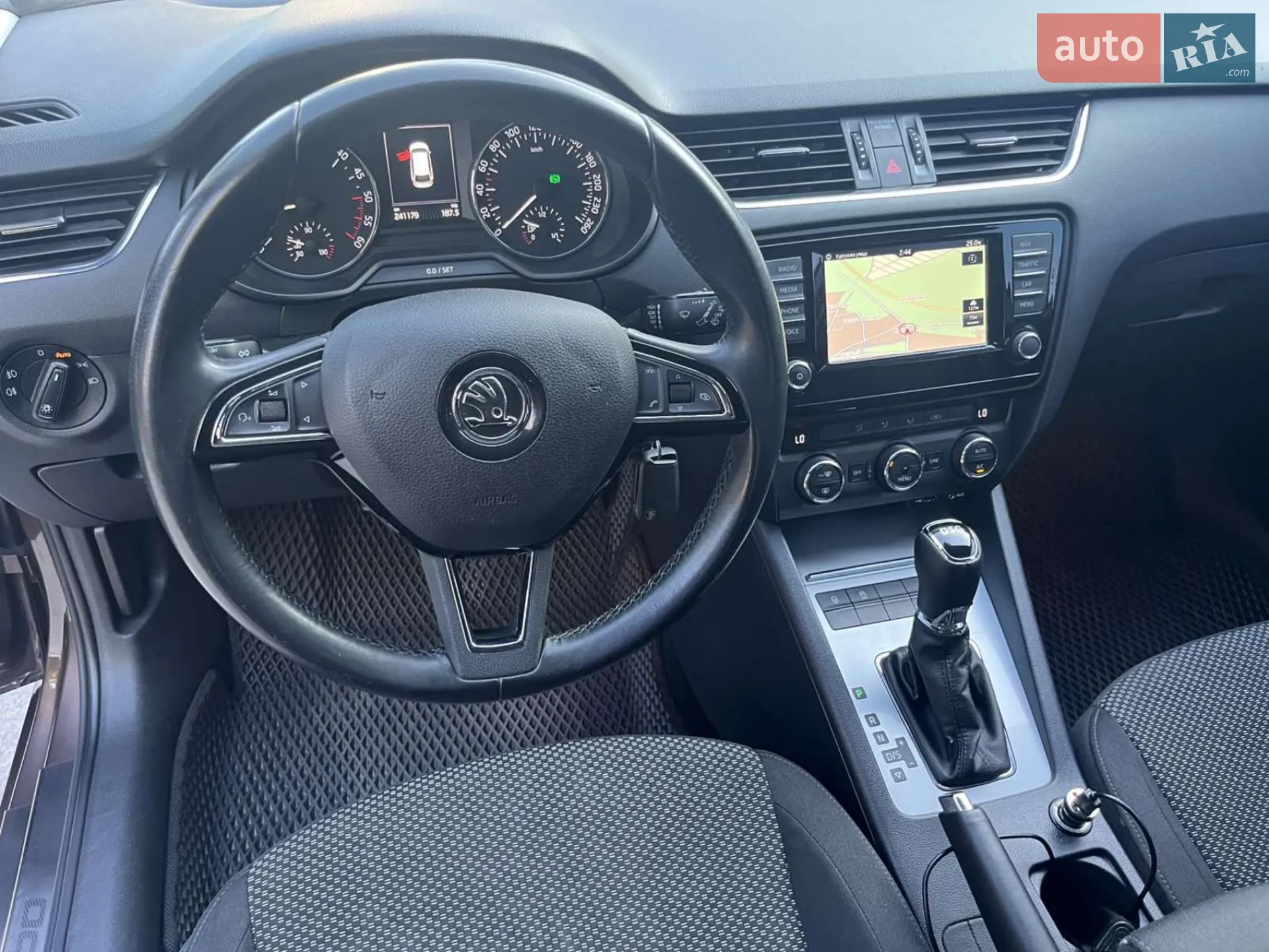 2016 Skoda Octavia - мініатюра 5