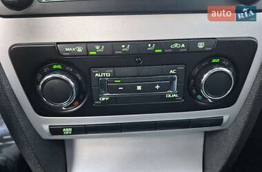Универсал Skoda Octavia 2010 в 