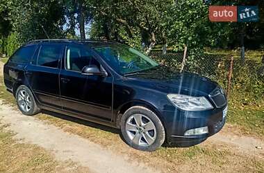 Универсал Skoda Octavia 2010 в 
