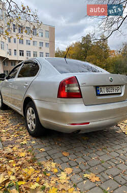 Лифтбек Skoda Octavia 2010 в 