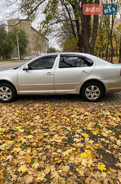 Лифтбек Skoda Octavia 2010 в 