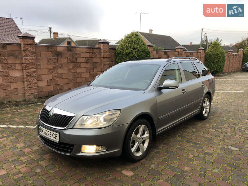 Универсал Skoda Octavia 2012 в Луцке фото Универсал Skoda Octavia 2012 в Луцке