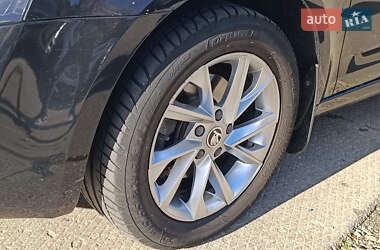 Лифтбек Skoda Octavia 2014 в 