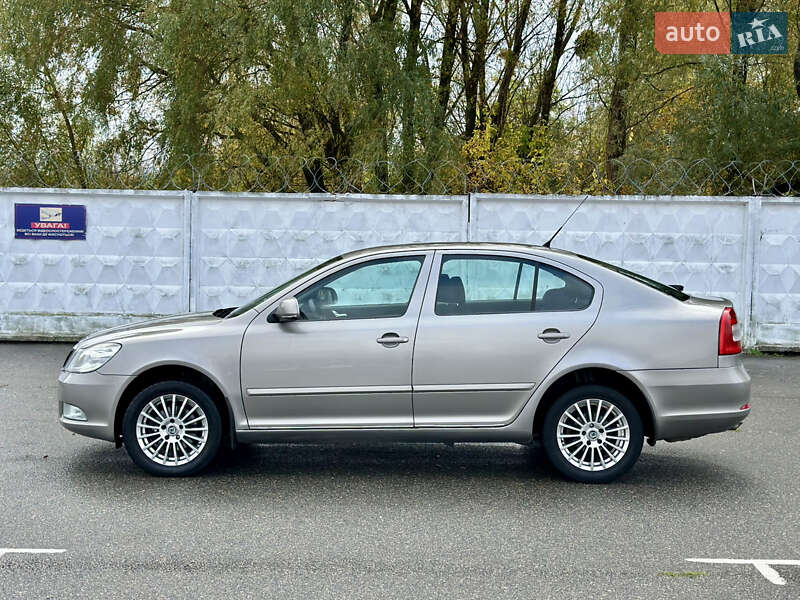 Лифтбек Skoda Octavia 2010 в Киеве