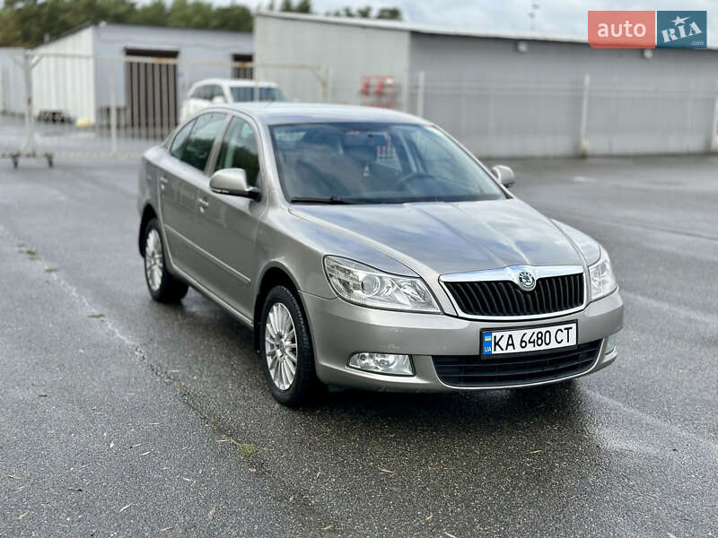 Лифтбек Skoda Octavia 2010 в Киеве