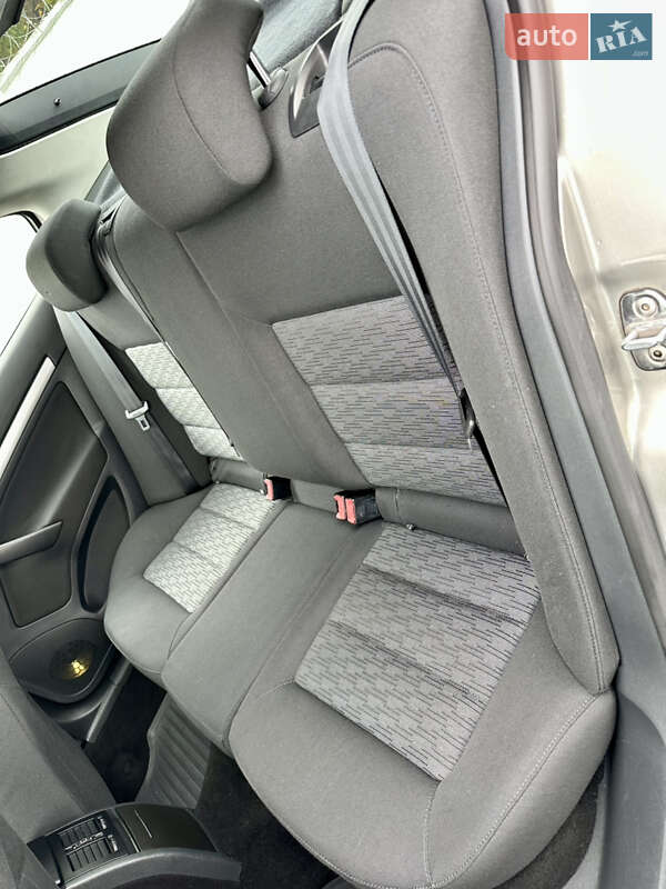 Лифтбек Skoda Octavia 2010 в Киеве