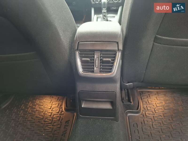 Универсал Skoda Octavia 2019 в Днепре