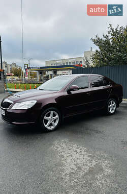Лифтбек Skoda Octavia 2010 в 