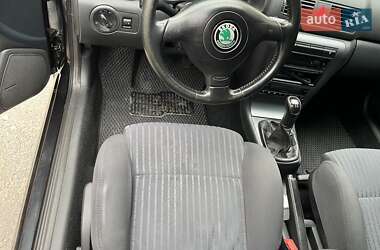 Лифтбек Skoda Octavia 2008 в 