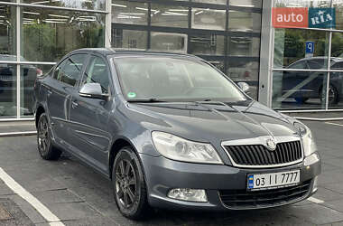 Лифтбек Skoda Octavia 2010 в Луцке