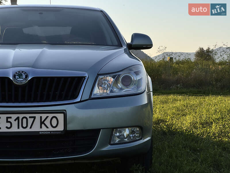 Лифтбек Skoda Octavia 2010 в 
