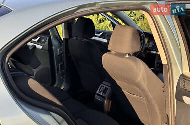 Лифтбек Skoda Octavia 2010 в 