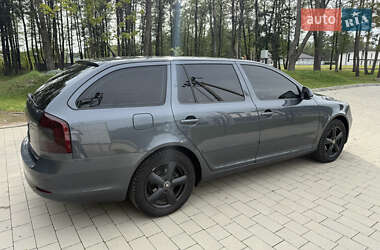 Универсал Skoda Octavia 2010 в 