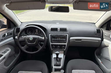 Универсал Skoda Octavia 2010 в 
