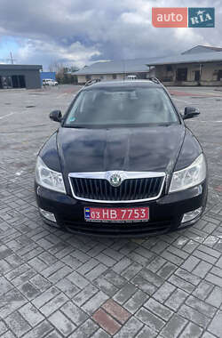Универсал Skoda Octavia 2010 в 