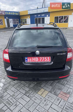 Универсал Skoda Octavia 2010 в 
