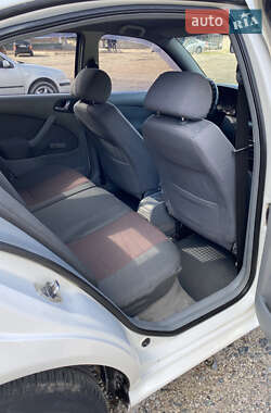 Лифтбек Skoda Octavia 2003 в 