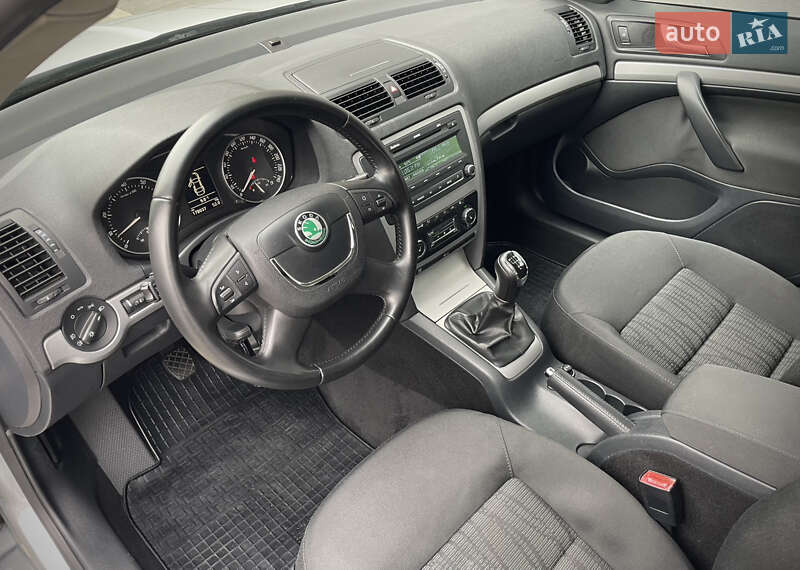 Лифтбек Skoda Octavia 2009 в Мукачево