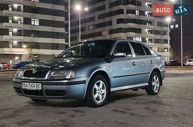 Лифтбек Skoda Octavia 2004 в Киеве