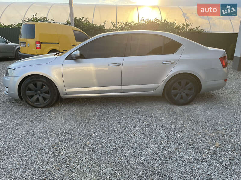 Лифтбек Skoda Octavia 2013 в Иршаве