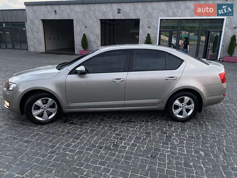 Ліфтбек Skoda Octavia 2013 в Дніпрі фото 6 Ліфтбек Skoda Octavia 2013 в Дніпрі
