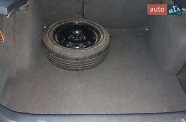 Ліфтбек Skoda Octavia 2001 в  фото 15 Ліфтбек Skoda Octavia 2001 в