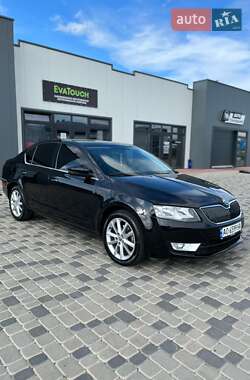 Лифтбек Skoda Octavia 2016 в 