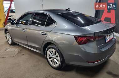 Лифтбек Skoda Octavia 2023 в 