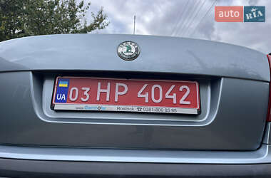 Лифтбек Skoda Octavia 2006 в 