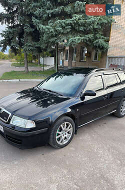 Универсал Skoda Octavia 2002 в Коростышеве