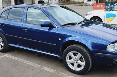 Лифтбек Skoda Octavia 2006 в Киеве