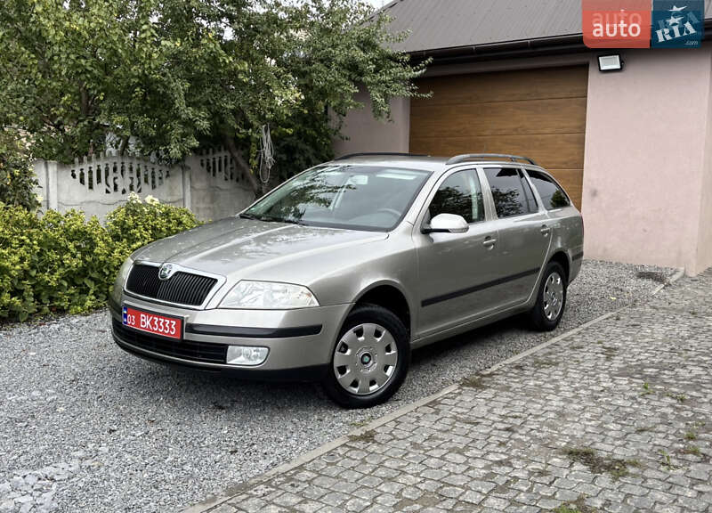 Універсал Skoda Octavia 2008 в Дніпрі