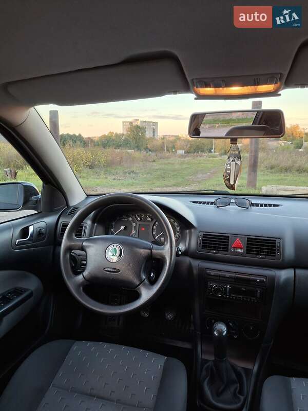 Универсал Skoda Octavia 2005 в Умани