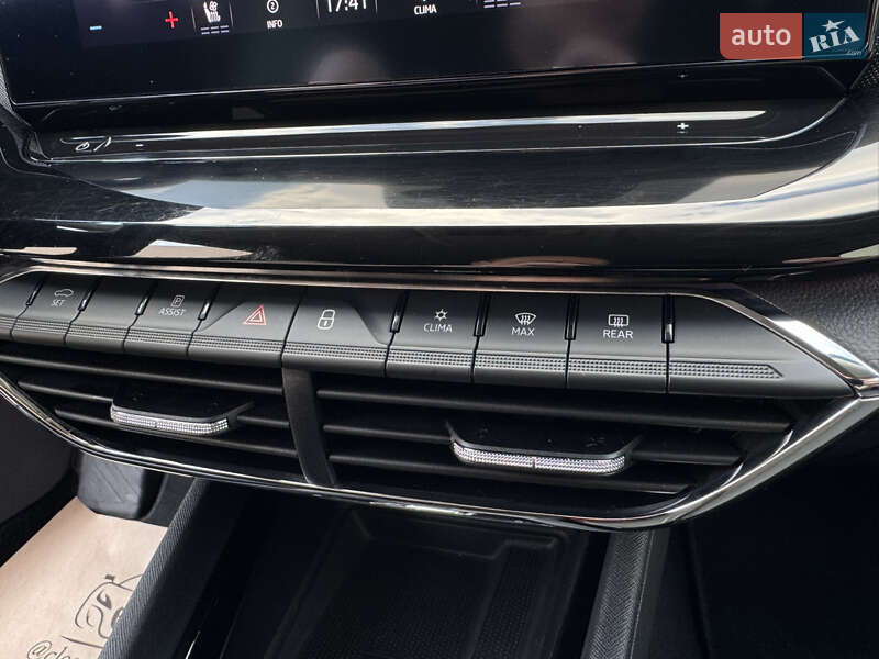 Універсал Skoda Octavia 2021 в Києві фото 36 Універсал Skoda Octavia 2021 в Києві