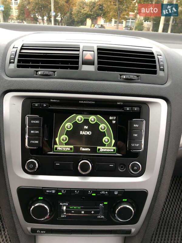 Универсал Skoda Octavia 2012 в Ровно