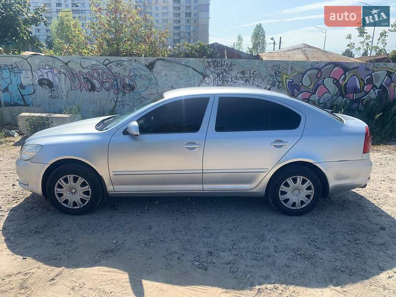 Лифтбек Skoda Octavia 2009 в Киеве фото 2 Лифтбек Skoda Octavia 2009 в Киеве