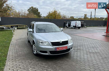 Универсал Skoda Octavia 2012 в 