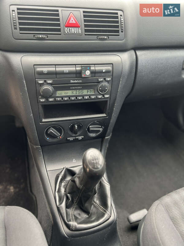 Универсал Skoda Octavia 2004 в Виннице