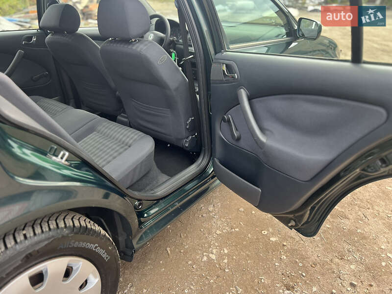 Универсал Skoda Octavia 2004 в Виннице